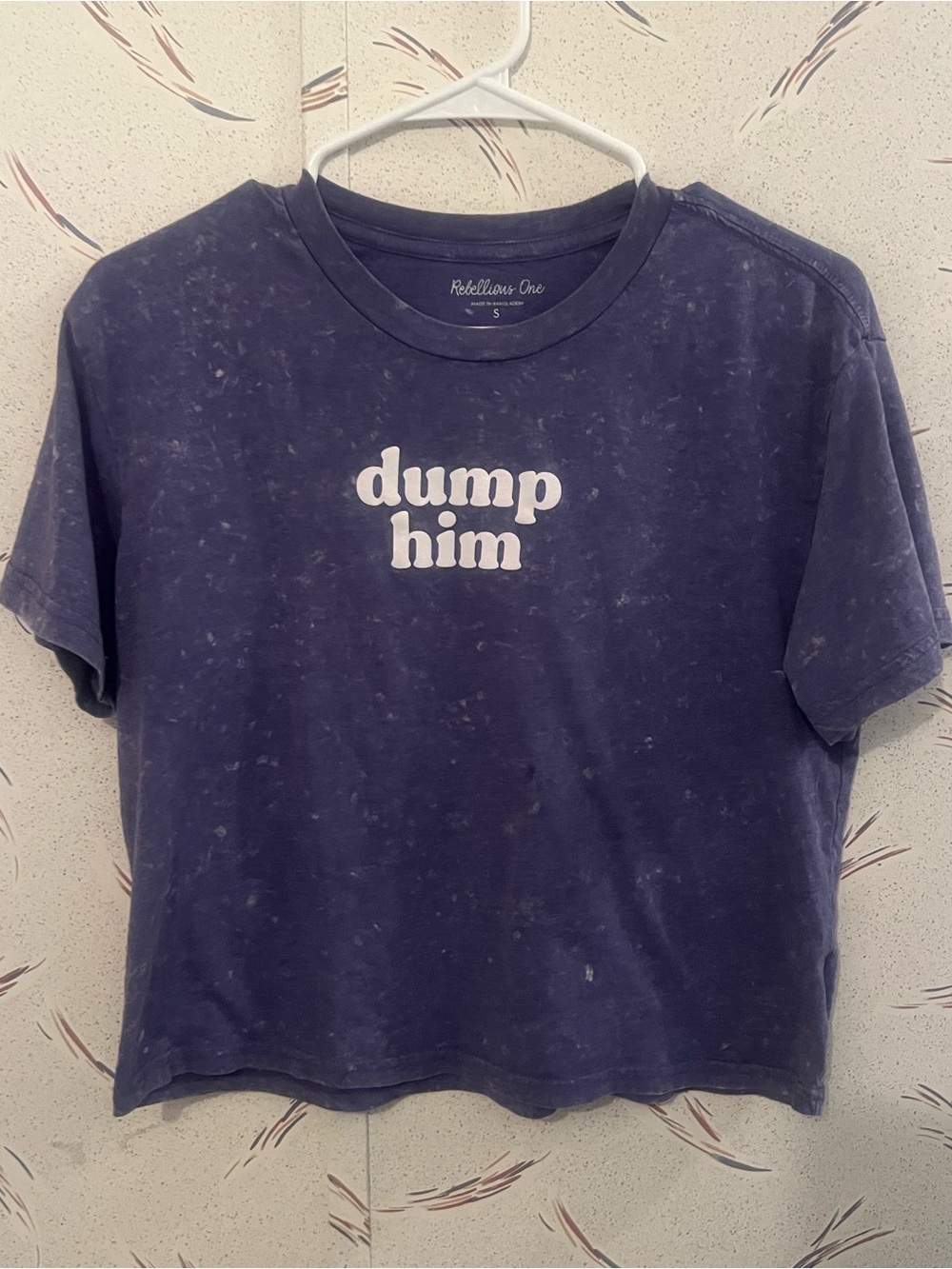 Rebellious One “Dump Him” Acid Wash Graphic Tee Size Small
